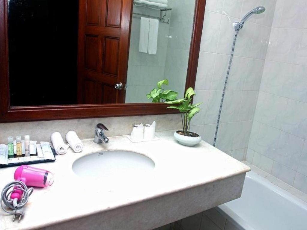 Asia Plaza Hotel Yangon Luaran gambar