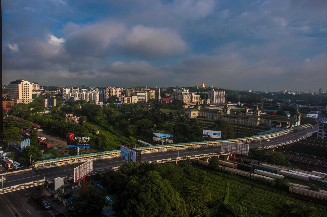 Asia Plaza Hotel Yangon Luaran gambar