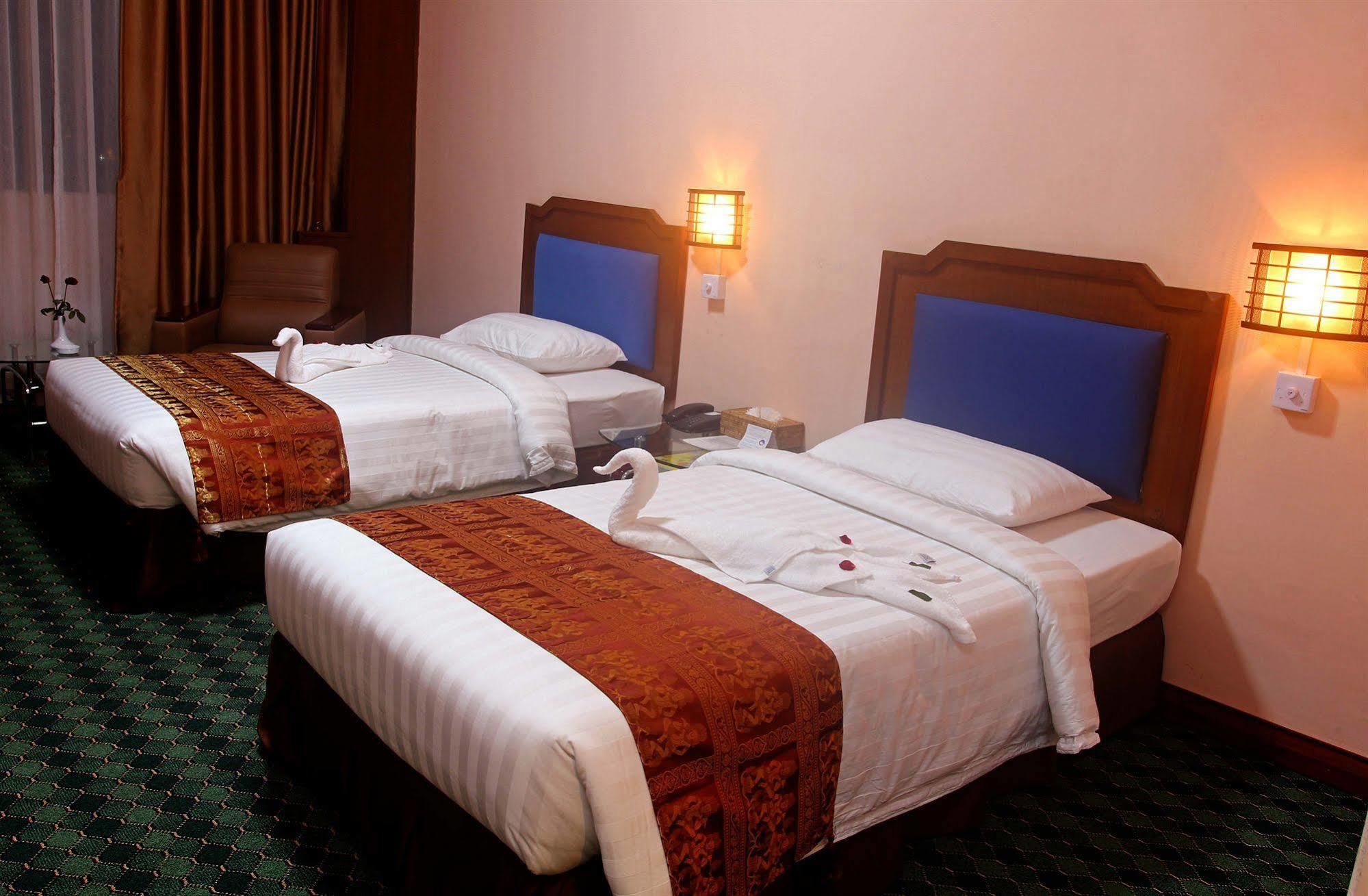Asia Plaza Hotel Yangon Luaran gambar
