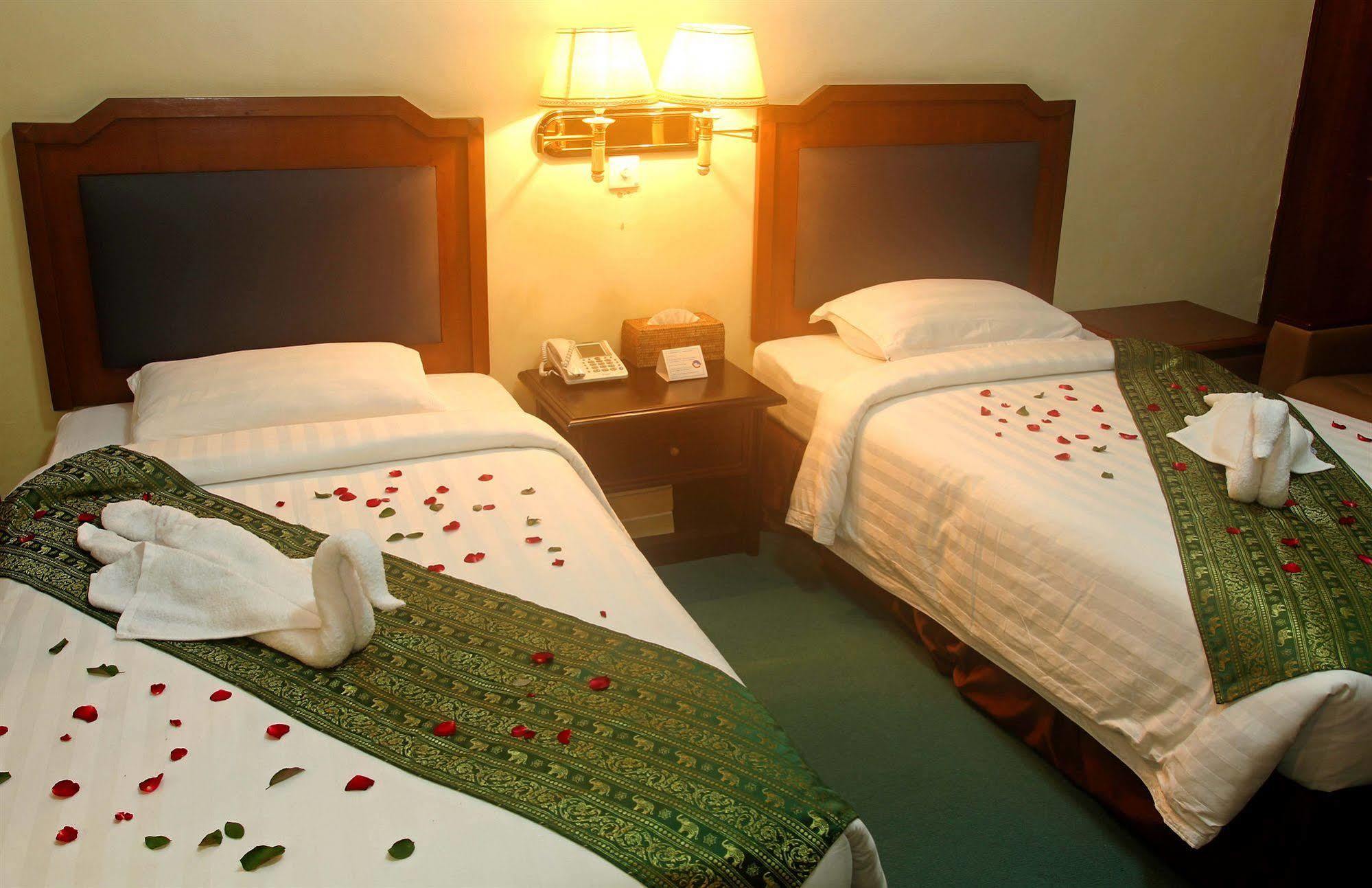 Asia Plaza Hotel Yangon Luaran gambar