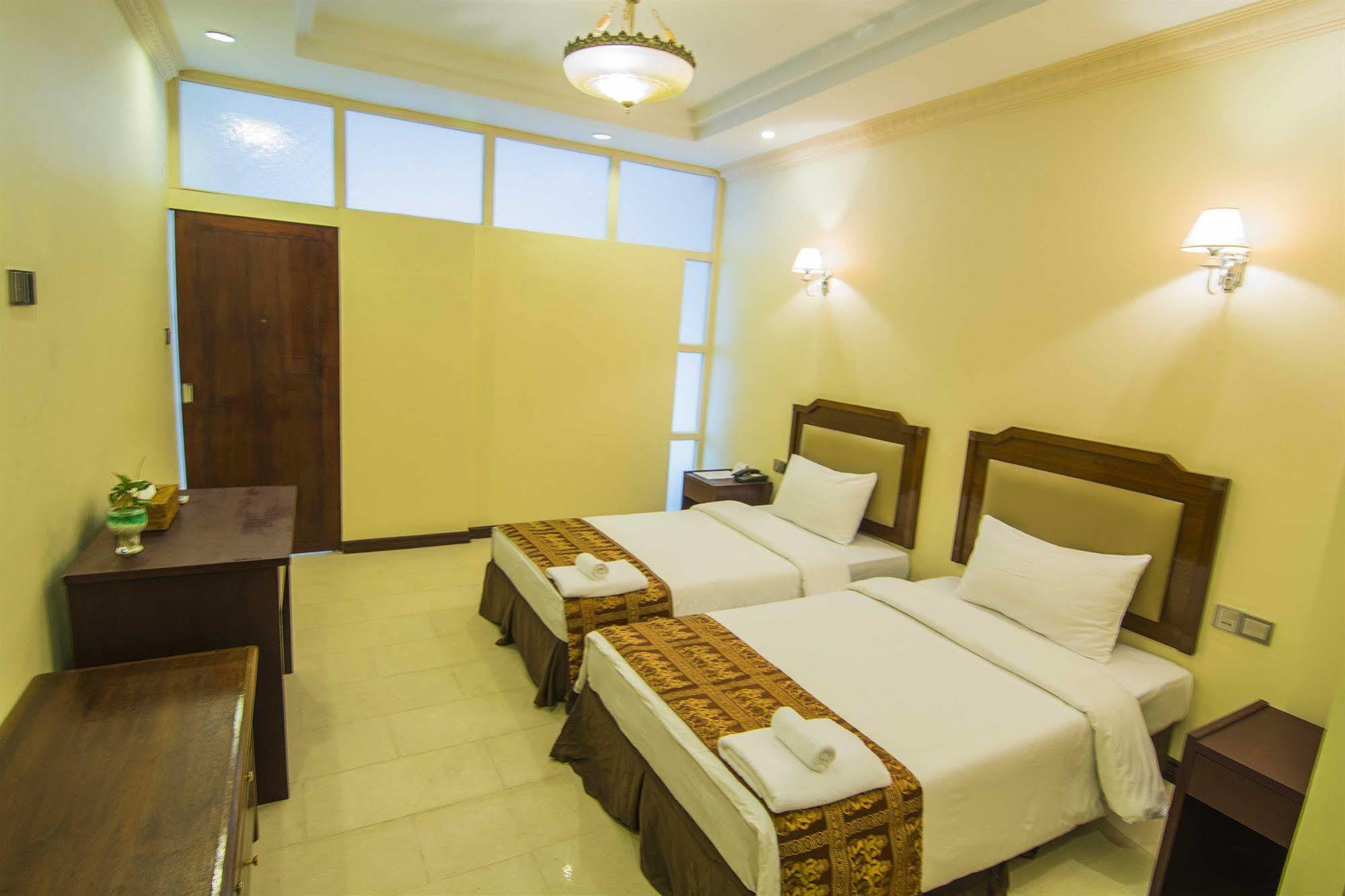 Asia Plaza Hotel Yangon Luaran gambar